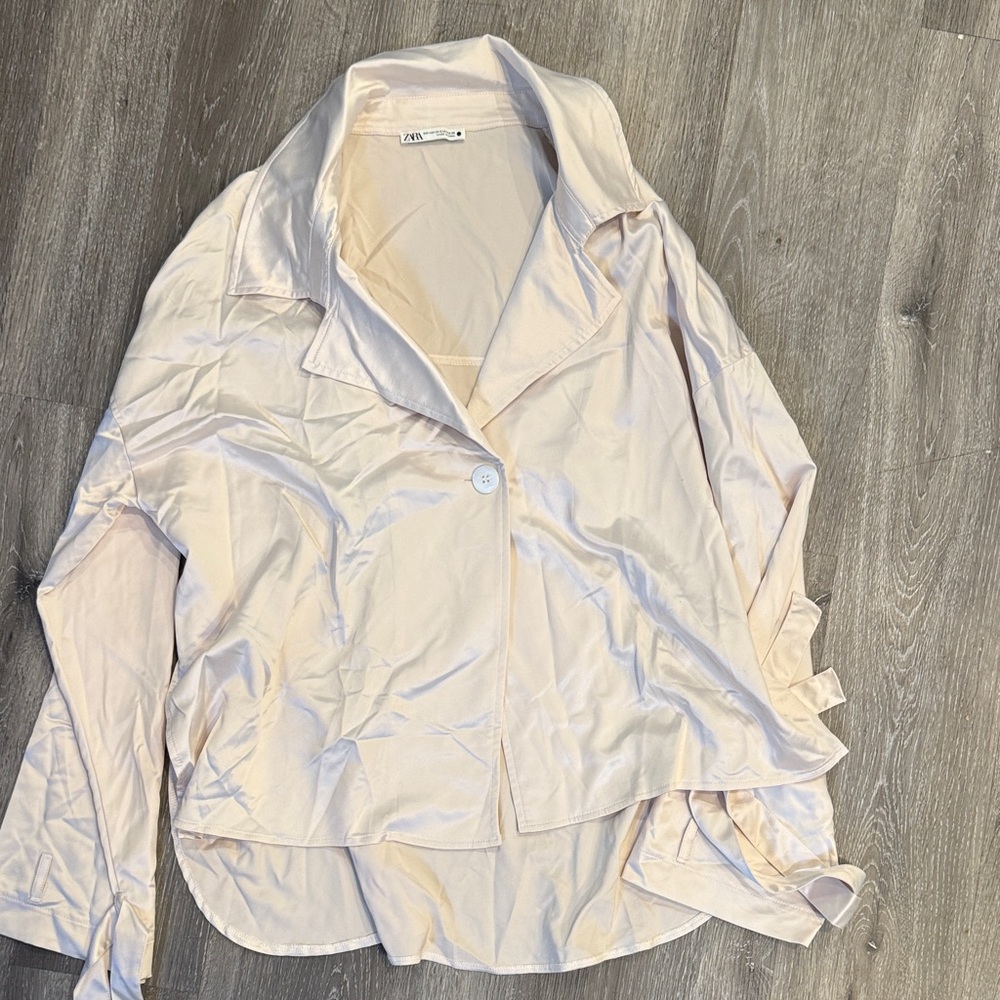 Zara Women's Cream Satin Shirt